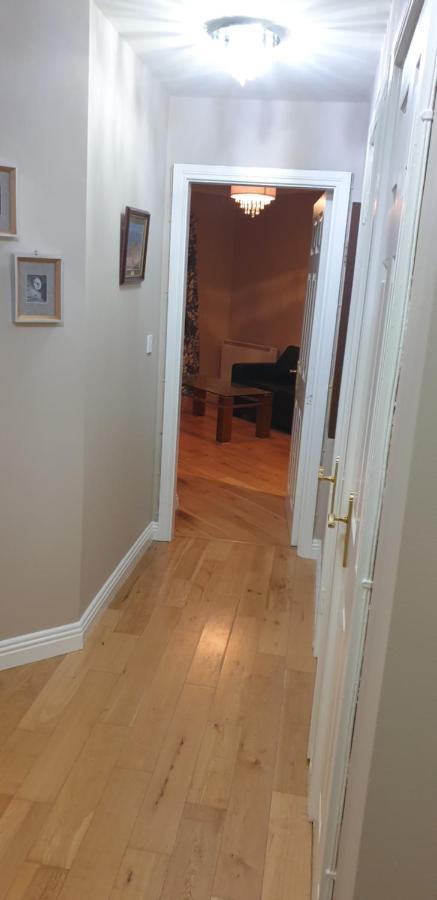 Town Centre Apartment Трім Екстер'єр фото