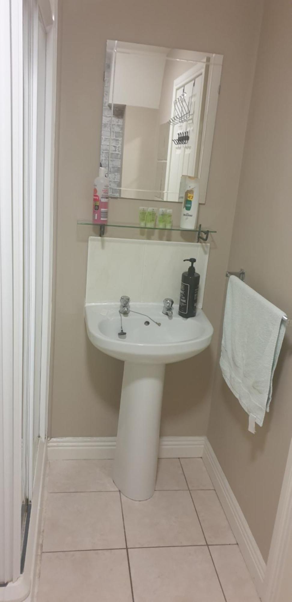 Town Centre Apartment Трім Екстер'єр фото